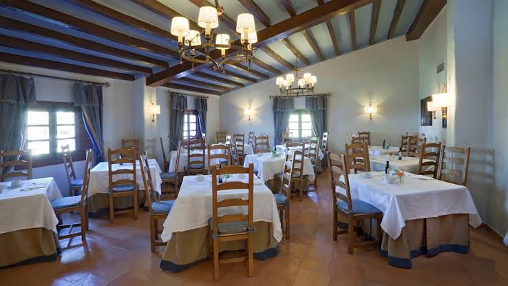 Restaurante boutique en el centro de Albacete para cena íntima